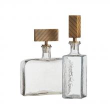  ARI16 - Houston Decanters, Set of 2